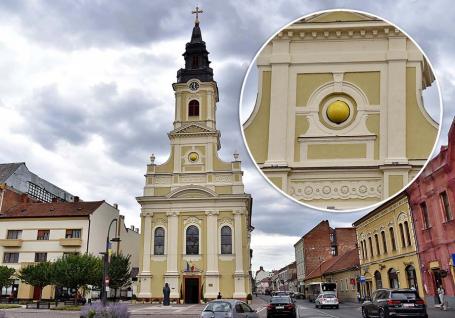 Eclipsă de Lună: Mecanismul unic din turnul Bisericii cu Lună din Oradea s-a oprit!