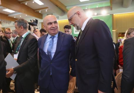 Kelemen Hunor respinge scenariul că Péter Magyar l-ar fi sunat ca UDMR să nu voteze Guvernul Veștea. Liderul Uniunii neagă și o înțelegere între premierul Ungariei și Bolojan