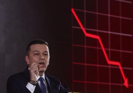 „Zvârcoliți-vă cât vreți”. Grindeanu îl numește pe Ilie Bolojan „un fals Mesia” și spune că PSD nu va vota legile PNRR așa cum le vrea Guvernul