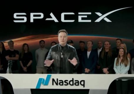 Elon Musk a devenit primul trilionar din lume, după debutul spectaculos al SpaceX la bursă