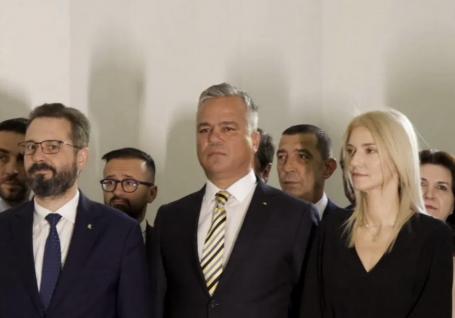 Echipa Veștea merge din nou în instanță împotriva PNL. Cei 16 puciști reclamă convocarea Congresului „pe repede înainte” și cer daune de 4 milioane de lei