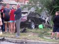 Accident cumplit: cu 160 km/h, un Mercedes a spulberat un Tico. O tânără a murit, iar altele două se zbat între viaţă şi moarte (FOTO)
