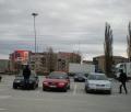 Parcarea hypermarketurilor, piaţă de maşini second-hand (FOTO)