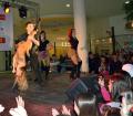 Andreea Bălan şi orădeanul Petrişor Ruge, show cu muzică şi dans nebun la Era Shopping Park