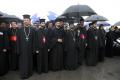 Patriarhul Daniel a sosit la Oradea cu un avion de pasageri