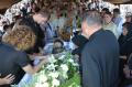 Preotul Ioan Ciordaş, înmormântat în prezenţa a 200 de preoţi şi 2.000 de enoriaşi. Episcopul Sofronie nu a participat (FOTO)