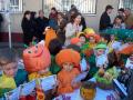 Elevii orădeni au sărbătorit toamna prin parada legumelor şi fructelor şi desemnarea Prinţesei Toamnei (FOTO)