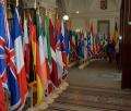 Steagurile tuturor ţărilor lumii, expuse la Primărie de Ziua Europei (FOTO)