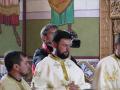 Episcopul Sofronie, aşteptat de călăreţi şi purtat cu caleaşca la sfinţirea Bisericii din Bălnaca
