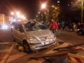 Accident pe Ştefan cel Mare: Un BMW a spulberat un Mercedes într-un sens giratoriu
