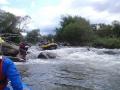 Zece sportivi polonezi au avut o experienţă unică la Şuncuiuş: Deşi au dizabilităţi locomotorii, au făcut rafting pe Criş (FOTO)