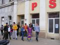 Tinerii PSD-işti au sărbătorit "la mişto" ieşirea din criză (FOTO)