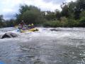 Zece sportivi polonezi au avut o experienţă unică la Şuncuiuş: Deşi au dizabilităţi locomotorii, au făcut rafting pe Criş (FOTO)