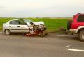 Accident grav lângă Roşiori: O maşină s-a dat peste cap şi a fost proiectată în afara carosabilului