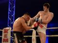 Errol "The bonecrusher" Zimmerman a câştigat piramida Fight Club, de la Oradea, după ce şi-a lăsat adversarul aproape inconştient (FOTO)