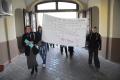 Elevii de la Alexandru Roman au protestat pentru că nu vor comasare (FOTO)
