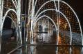 Feerie sub ploaie: Primăria a pornit iluminatul de sărbători, cu becuri led în valoare de jumătate de milion de euro (FOTO / VIDEO)