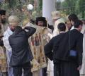 Patriarhul a îndemnat preoţii să nu-şi "fure" credincioşii, iar pe călugări să nu călătorească, "având ca biblii Mersul Trenurilor" (FOTO)