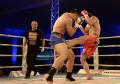 Errol "The bonecrusher" Zimmerman a câştigat piramida Fight Club, de la Oradea, după ce şi-a lăsat adversarul aproape inconştient (FOTO)