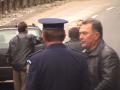 Primarul PDL din Nucet, Costel Sîrghie, filmat în timp ce căra ţiganii la vot (FOTO, VIDEO)