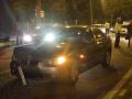 Accident pe Ştefan cel Mare: Un BMW a spulberat un Mercedes într-un sens giratoriu (FOTO / VIDEO)