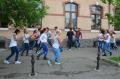 Elevii de la "Şaguna" au dansat şi au făcut tumbe în faţa şcolii, militând împotriva excluziunii sociale
