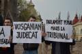 "Vă vrem judecaţi!" Circa 40 de orădeni au protestat împotriva imunităţii parlamentare