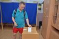 Prezenţă de 19% la ora 19, Bolojan: 'Mobilizaţi-vă prietenii să voteze!' (FOTO/VIDEO)