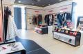 În premieră naţională orădencele beneficiază de un showroom ce le oferă iubitoarelor de modă întreaga gamă de ţinute vestimentare a magazinului online StarShinerS.ro! (FOTO)