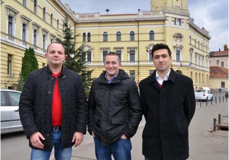 LA ÎNCEPUT. Aflaţi toţi trei la primul mandat, Aurel Mohan, Sebastian Lascu şi Adrian Felea (de la stânga la dreapta) sunt, până acum, singurii aleşi cu iniţiative personale în Consiliul Municipal