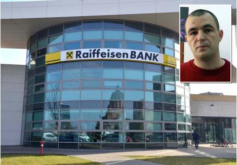 VICTIMĂ. Raoul Bocioc (medalion) s-a trezit somat de banca Raiffeisen să returneze de două ori un împrumut. Banii au fost "evaporaţi" din cont chiar de o angajată a băncii, acuză bărbatul, care riscă acum să fie executat silit, ca rău platnic