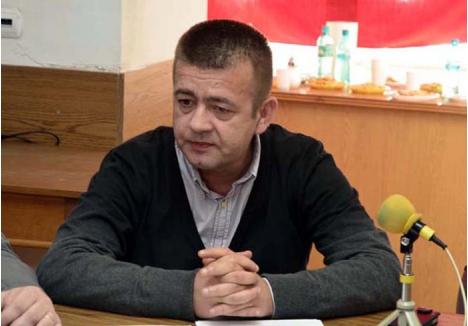 VREA AFARĂ. Procesul fostului prim-procuror Vasile Popa (foto) începe la Curtea de Apel Oradea pe 21 ianuarie, când judecătorii trebuie să decidă dacă îl vor ţine în continuare după gratii sau îl vor lăsa în arest la domiciliu