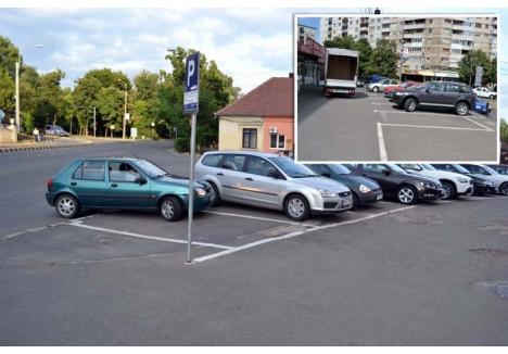 FĂRĂ AVIZ! Administraţia Imobiliară trasează locuri de parcare fără avizul Poliţiei Rutiere, impus de lege. Parcările cu plată de la intersecţia Bulevardului Dacia cu strada Menumorut (foto stânga) şi cele de domiciliu din strada Transilvaniei (foto dreapta), de pildă, au fost înfiinţate chiar cu sfidarea avizului explicit negativ al Poliţiei, ceea ce poate pune sub semnul întrebării legalitatea lor şi a încasărilor realizate de municipalitate