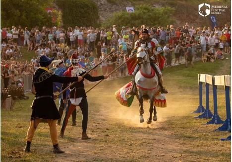 BATTLE OF THE NATIONS. Oradea ar urma să găzduiască în luna iulie, în premieră, cel mai mare campionat de lupte medievale din lume, cu echipe din 40 de ţări...