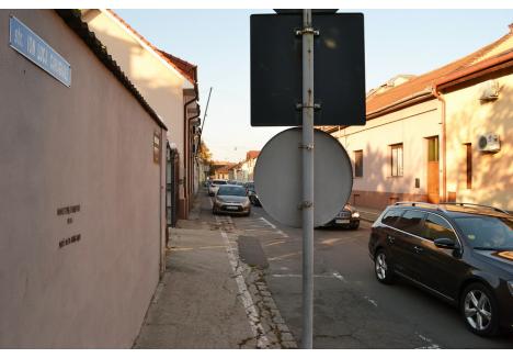 Strada I.L. Caragiale din centrul municipiului Oradea se va închide de luni traficului auto.