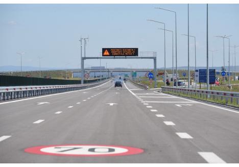 Imagine cu titlu generic de pe tronsonul Biharia - Borş al autostrăzii Transilvania, recent inaugurat
