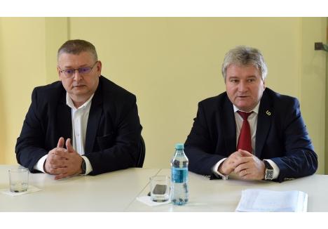 Preşedintele Senatului, Aurel Căuş, (foto stânga) şi rectorul Constantin Bungău (dreapta), alături de prorectori, respectiv vicepreşedintele şi cancelarul Senatului, vor dezbate strategia Universităţii
