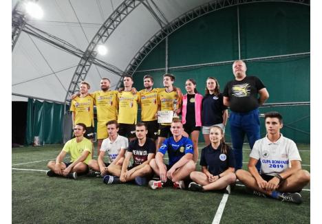 Câștigătorii Campionatului de Tenis-Fotbal din județul Timiș, echipa Tengo Salonta