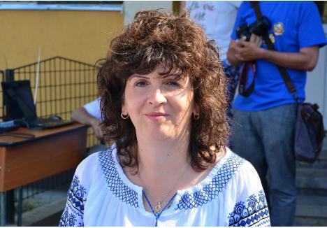 Daniela Vîlceanu (foto) a renunţat la conducerea Colegiului Tehnic "Traian Vuia" pentru o funcţie de inspector în cadrul IŞJ Bihor