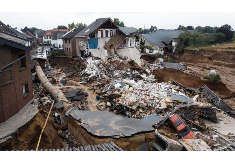 Inundatii in Erftstadt, Germania (Sursa foto: SEBASTIEN BOZON / AFP / Profimedia)