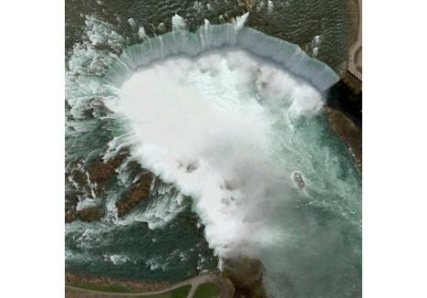 Imagine spectaculoasă cu cascada Niagara