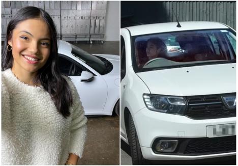 În această primăvară, Emma Răducanu a anunțat pe paginile de socializare că este mândră să fie ambasador al brandului Porsche. Recent, ea a fost fotografiată, însă, conducând o Dacia Sandero (sursa imaginilor: Facebook, Emma Răducanu / TillenDove, Dailymail.co.uk)