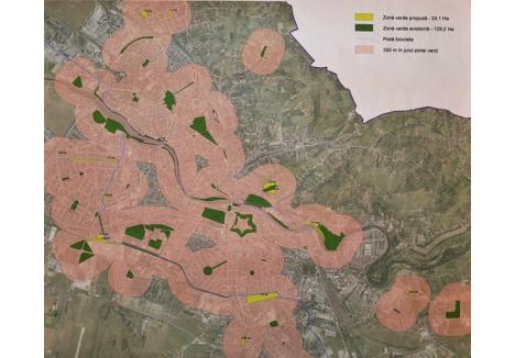 Harta reţelelor de parcuri: cu verde închis zonele verzi existente, cu verde deschis cele preconizate