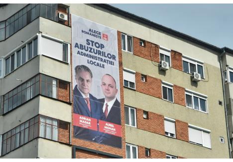 Cei doi candidați PSD au deja mai multe afișe publicitare în Oradea, prin care se promovează în fața electorilor