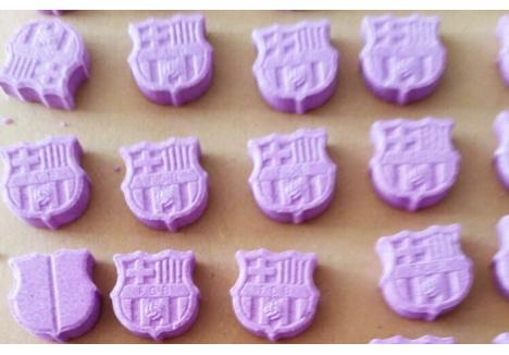 Pastilele de ecstasy pe care le-a adus Cherteş din Amsterdam erau personalizate cu stema FC Barcelona