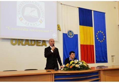 Actualul preşedinte al Senatului Universităţii din Oradea, profesorul Sorin Curilă, şi-a depus candidatura pentru un nou mandat de senator