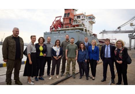 Președintele ucrainean Volodimir Zelenski a vizitat, vinerea trecută, portul Odesa, de unde urmează să plece mai multe nave cu cereale, conform acordului de la Instanbul (sursa foto: president.gov.ua)