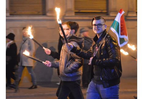 Festivitățile se vor încheia cu un marș cu torțe, prin centrul Oradiei, așa cum maghiarii din oraș obișnuiau să facă, înainte de pandemia de Covid-19 (fotografie din arhivă)