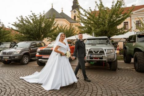 Alai off-road la Oradea, la nunta unei influencerițe cu președintele unui club 4x4 (FOTO/VIDEO)