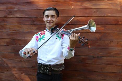 O nouă ediţie a concursului de vioară cu goarnă 'Dorel Codoban' şi-a desemnat câştigătorii (FOTO)